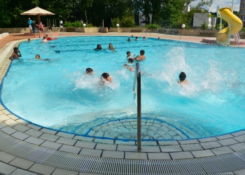 01. PISCINE ST BONNET.jpg